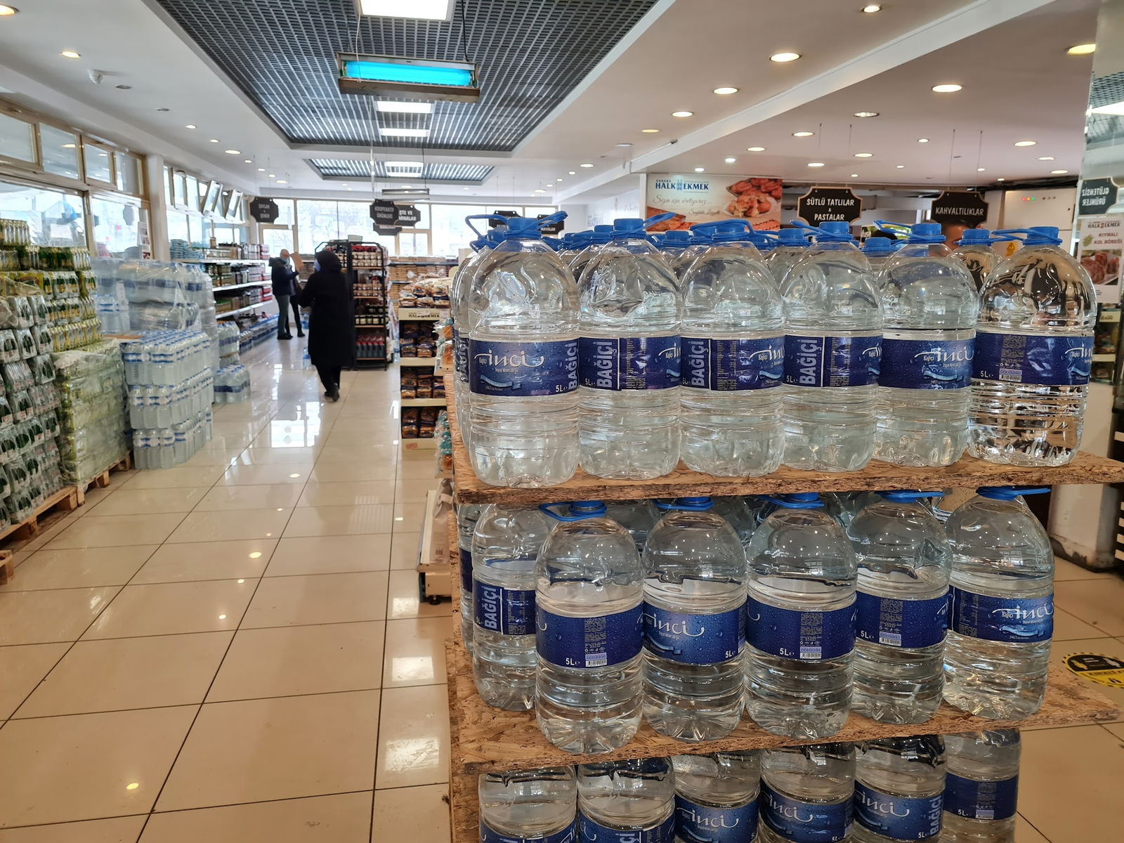 Halk Ekmek Atlantis Cafe