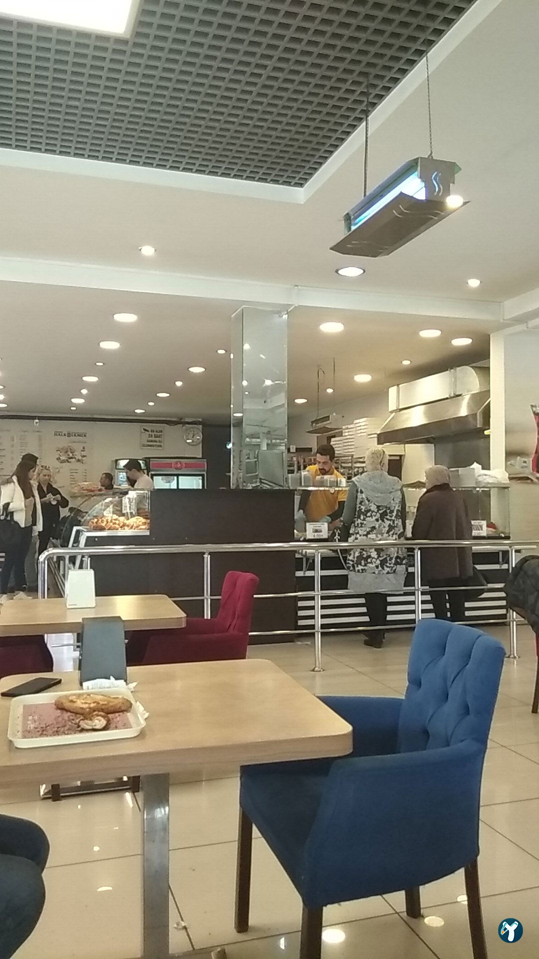 Halk Ekmek Atlantis Cafe
