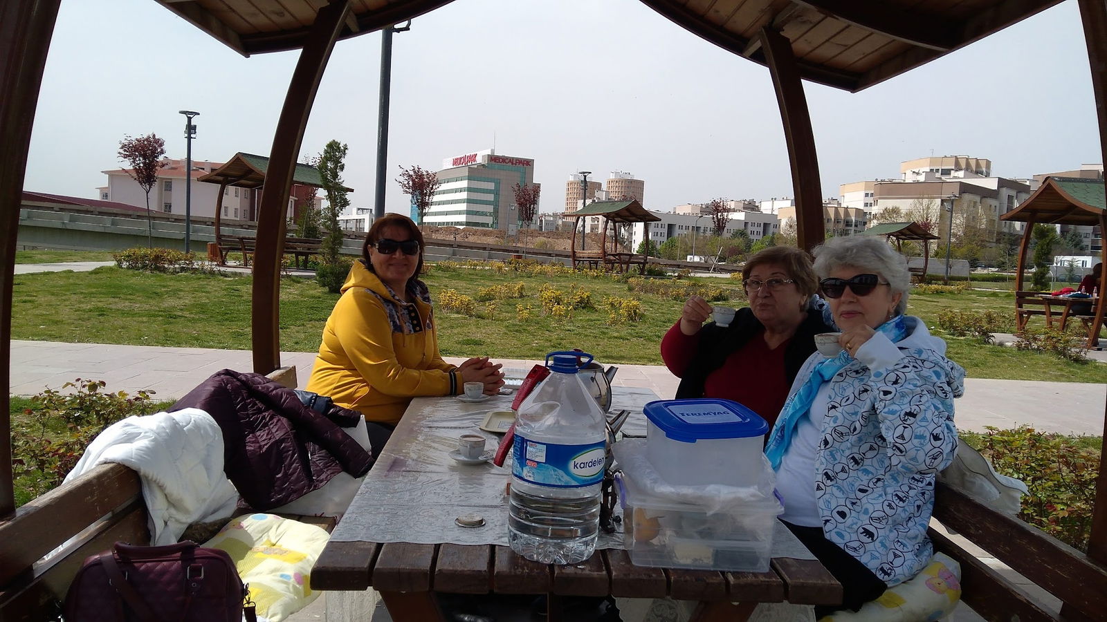 Halk Ekmek Atlantis Cafe