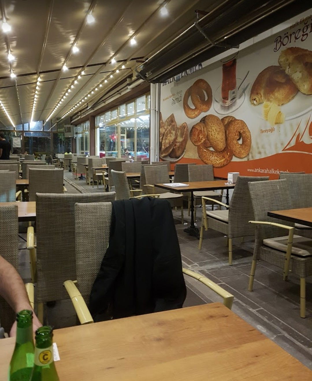 Halk Ekmek Atlantis Cafe