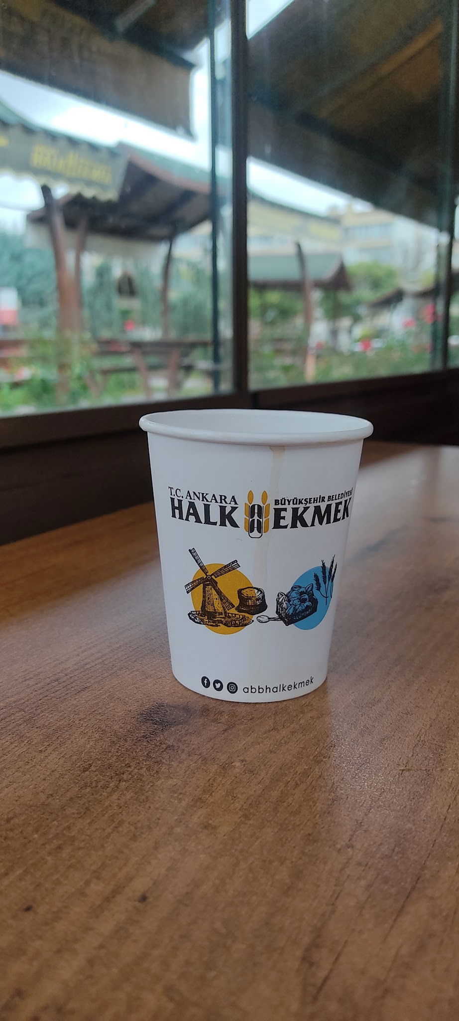 Halk Ekmek Atlantis Cafe