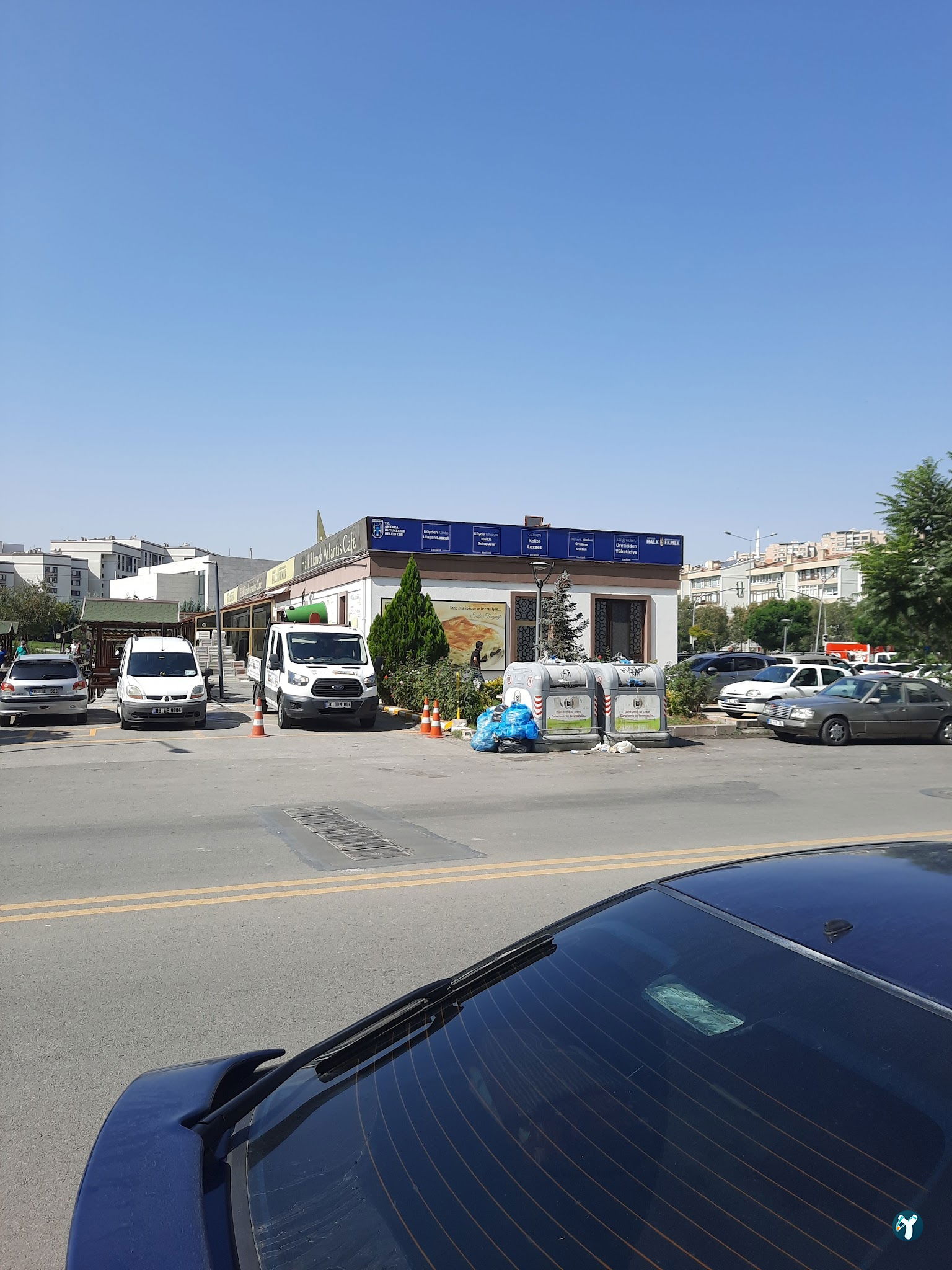 Halk Ekmek Atlantis Cafe