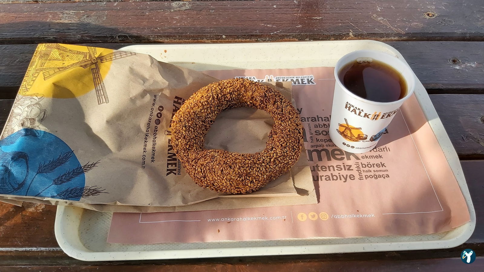 Halk Ekmek Atlantis Cafe