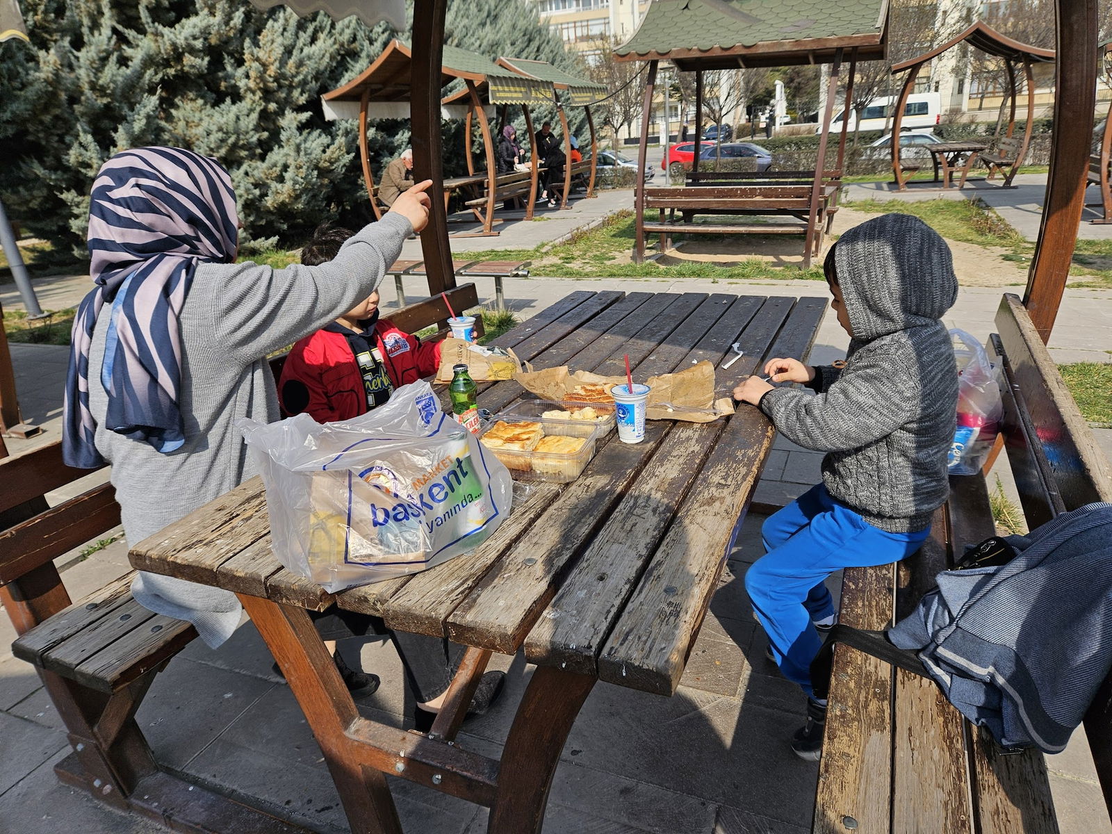 Halk Ekmek Atlantis Cafe