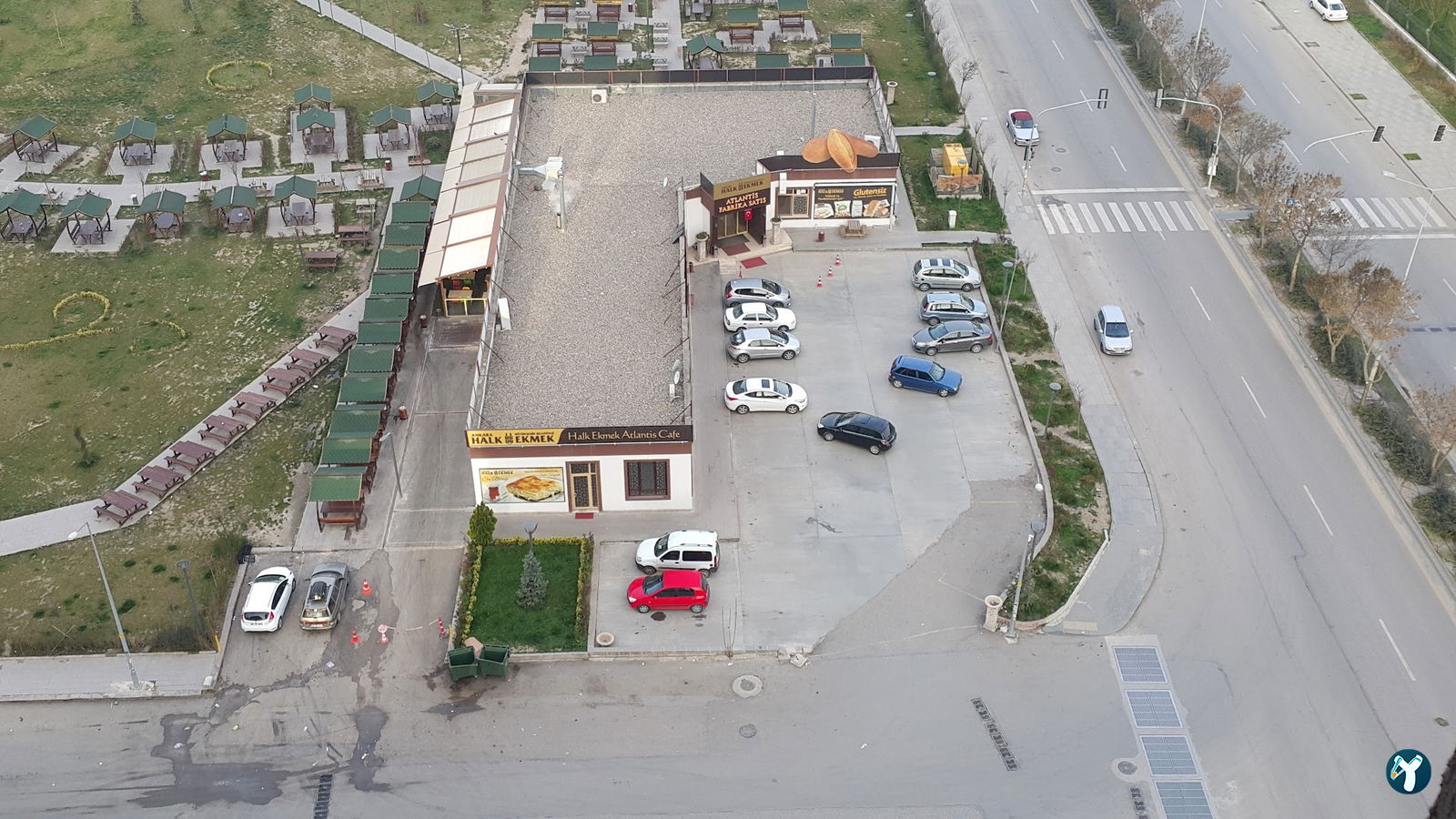 Halk Ekmek Atlantis Cafe