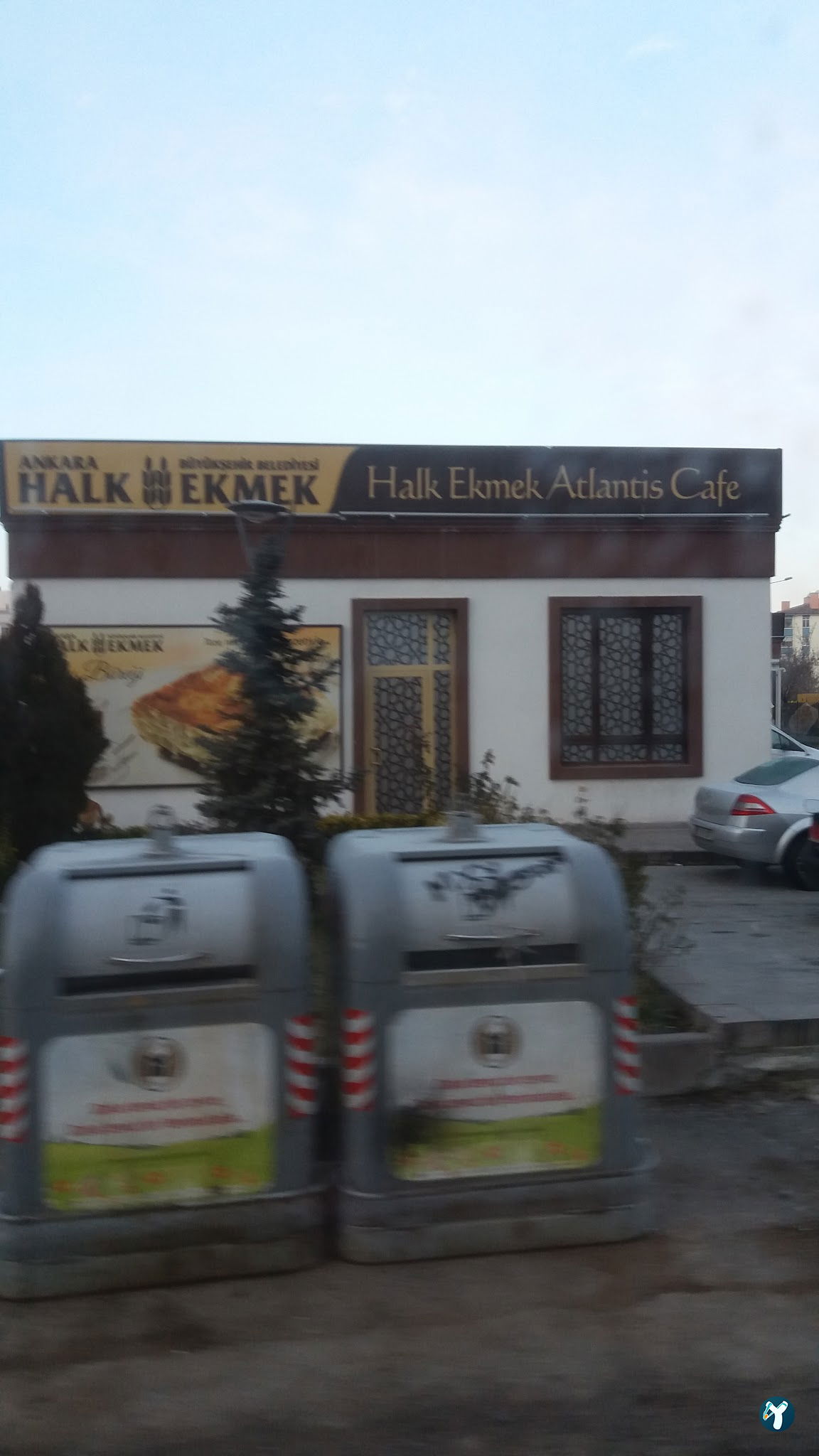 Halk Ekmek Atlantis Cafe