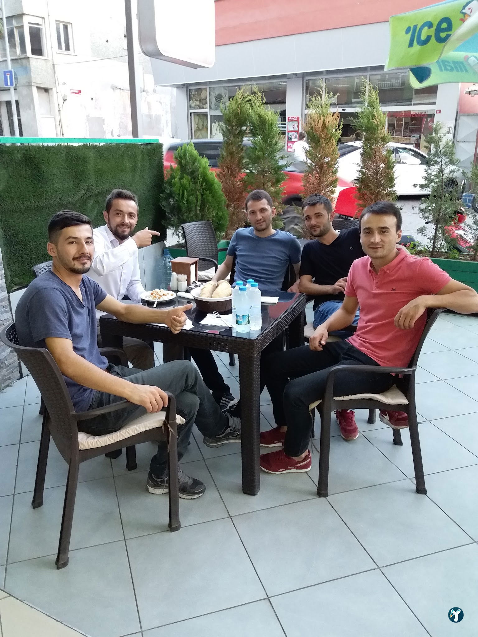 Kardeşler Pide & Ev Yemekleri