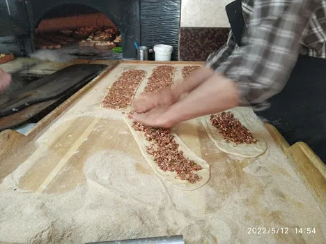 Tevekkül Etliekmek resimleri