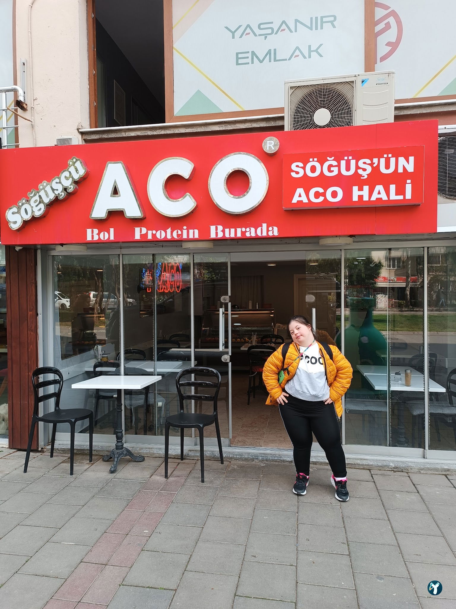 Söğüşçü Aco Bornova