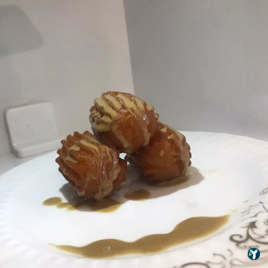Tarihi Çınaraltı Tatlıcısı