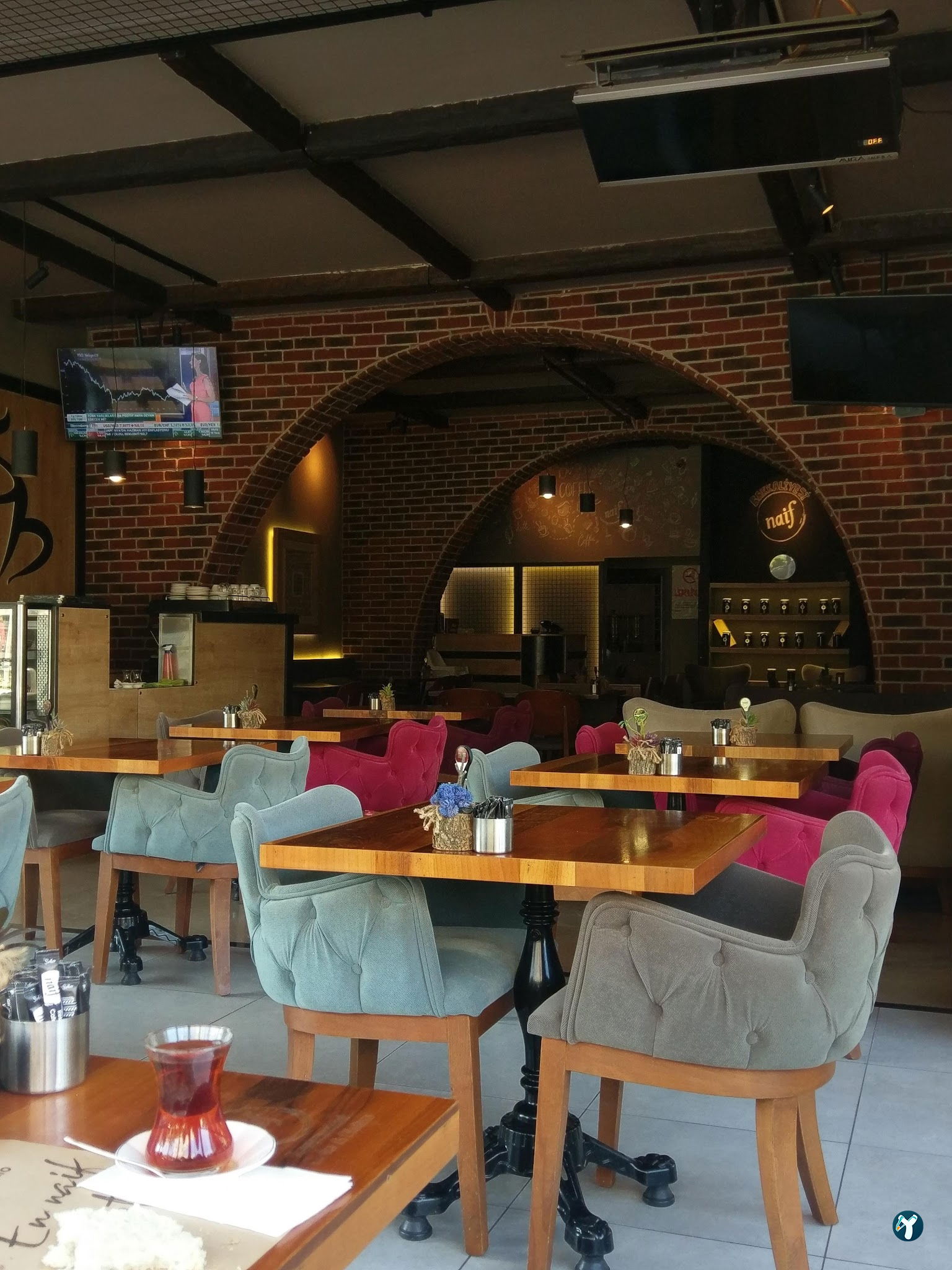 Naif Restaurant Cafe