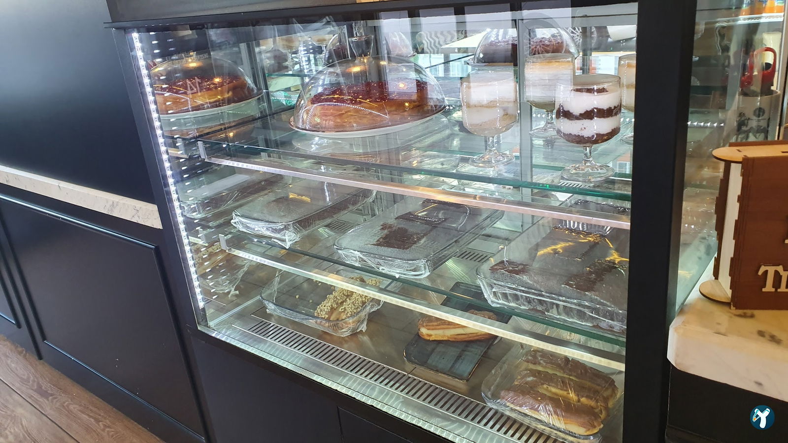 Naif Restaurant Cafe
