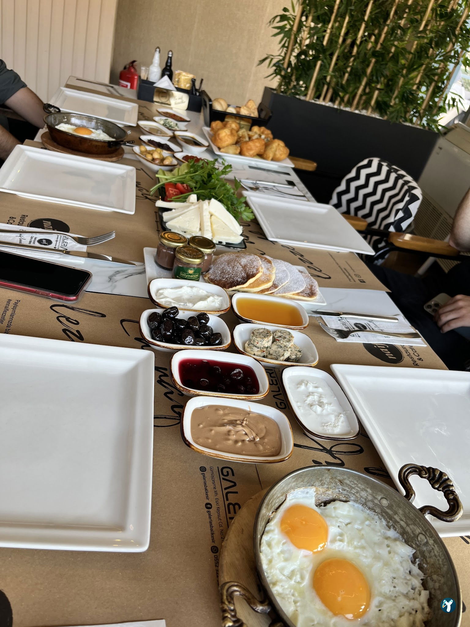 Naif Restaurant Cafe