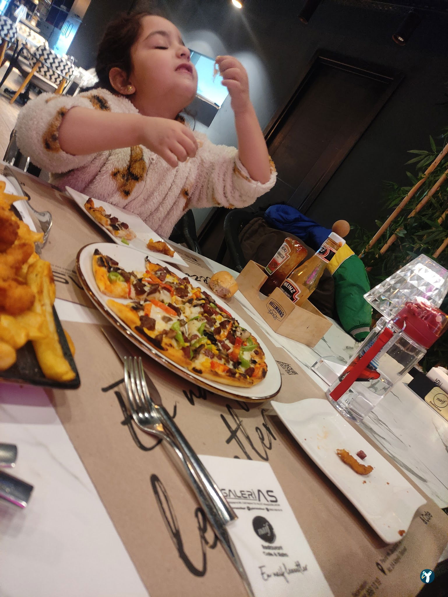 Naif Restaurant Cafe