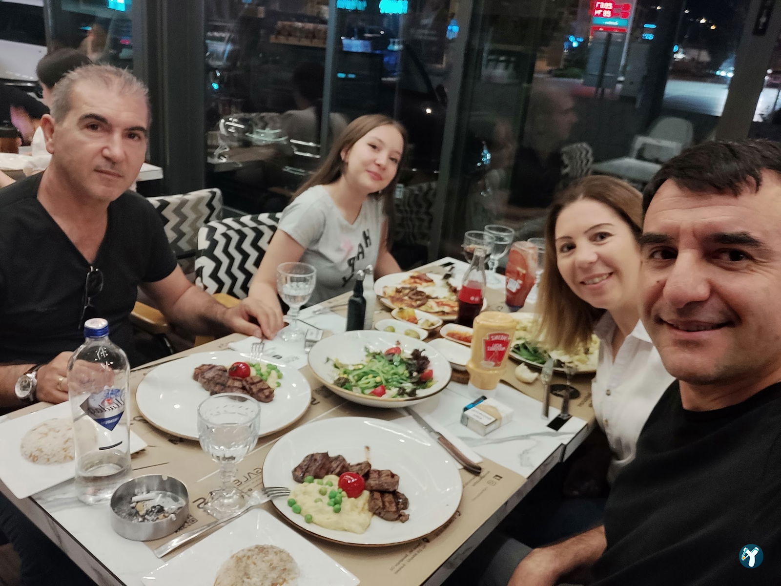 Naif Restaurant Cafe