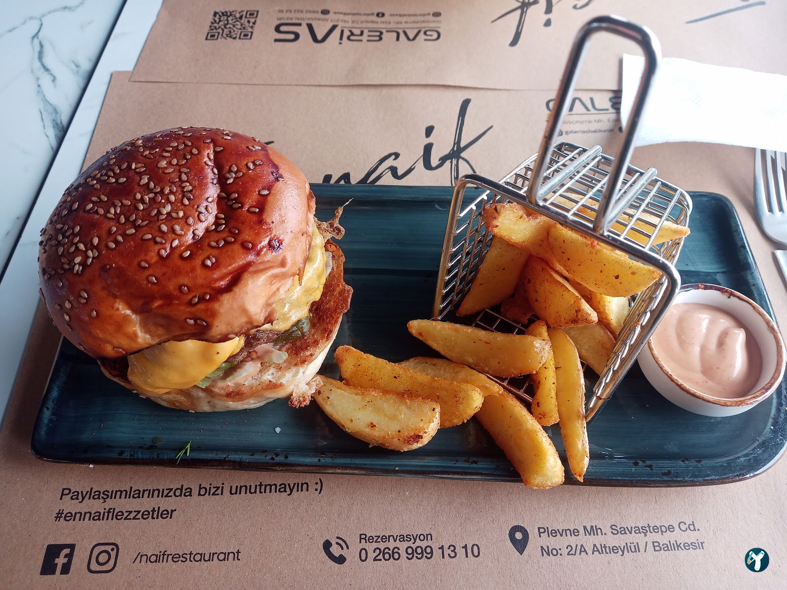 Naif Restaurant Cafe