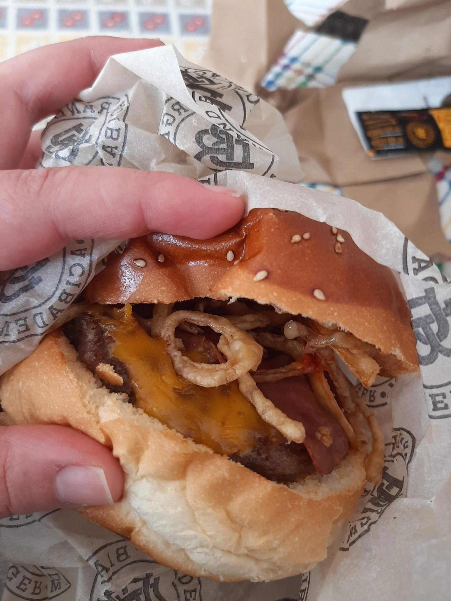 Brand Burger Üsküdar Valide-I Atik