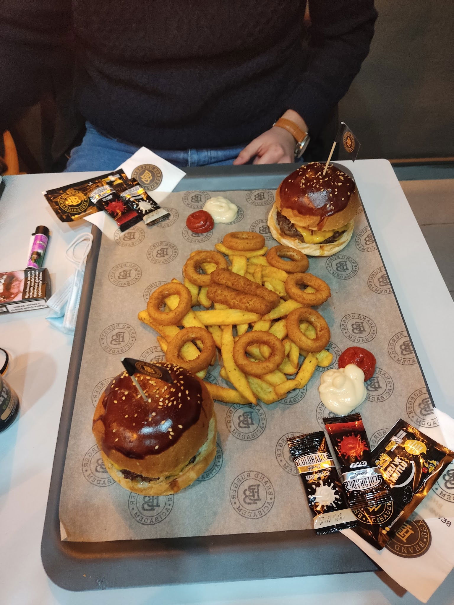 Brand Burger Üsküdar Valide-I Atik