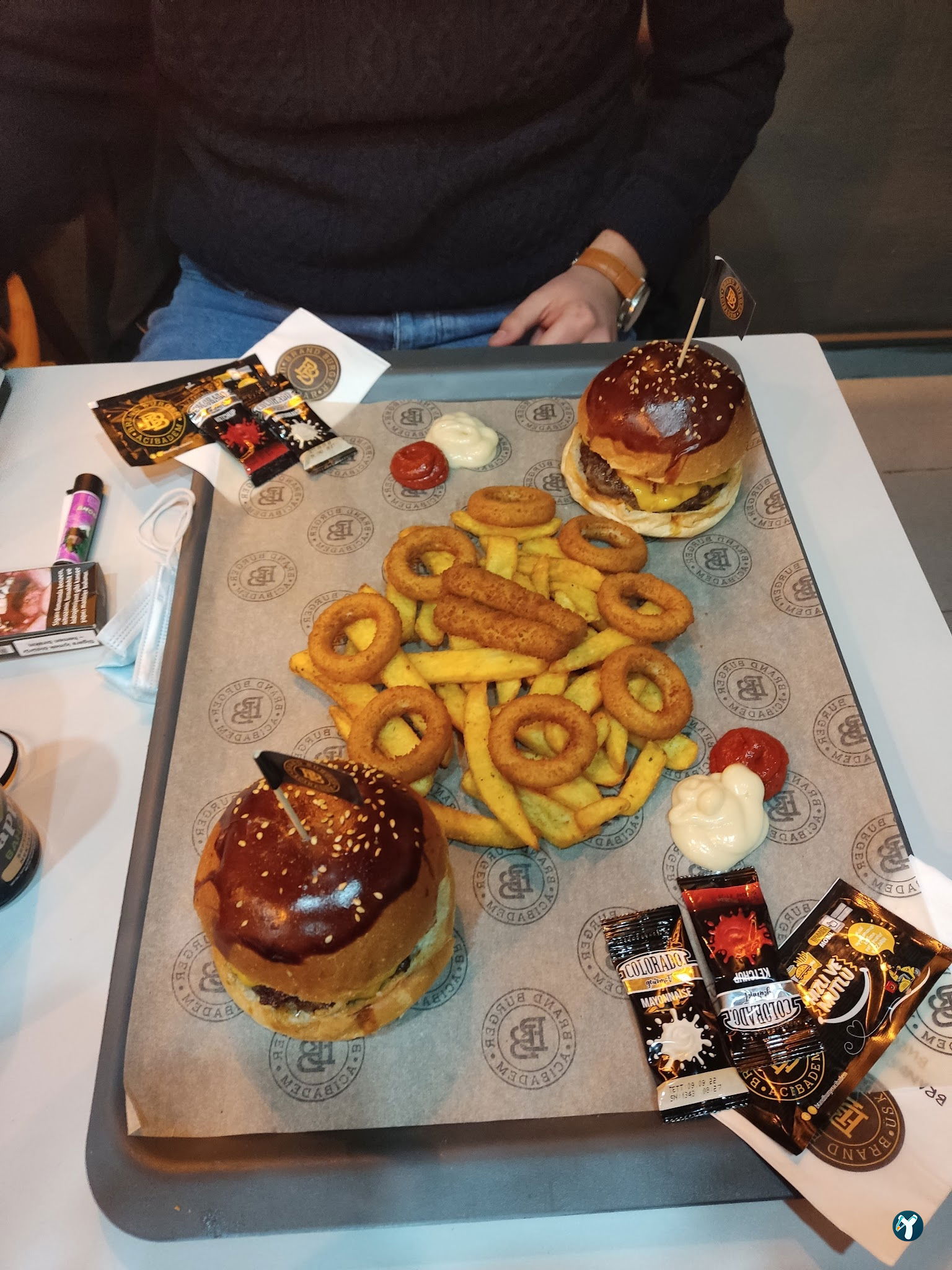 Brand Burger Üsküdar Valide-I Atik