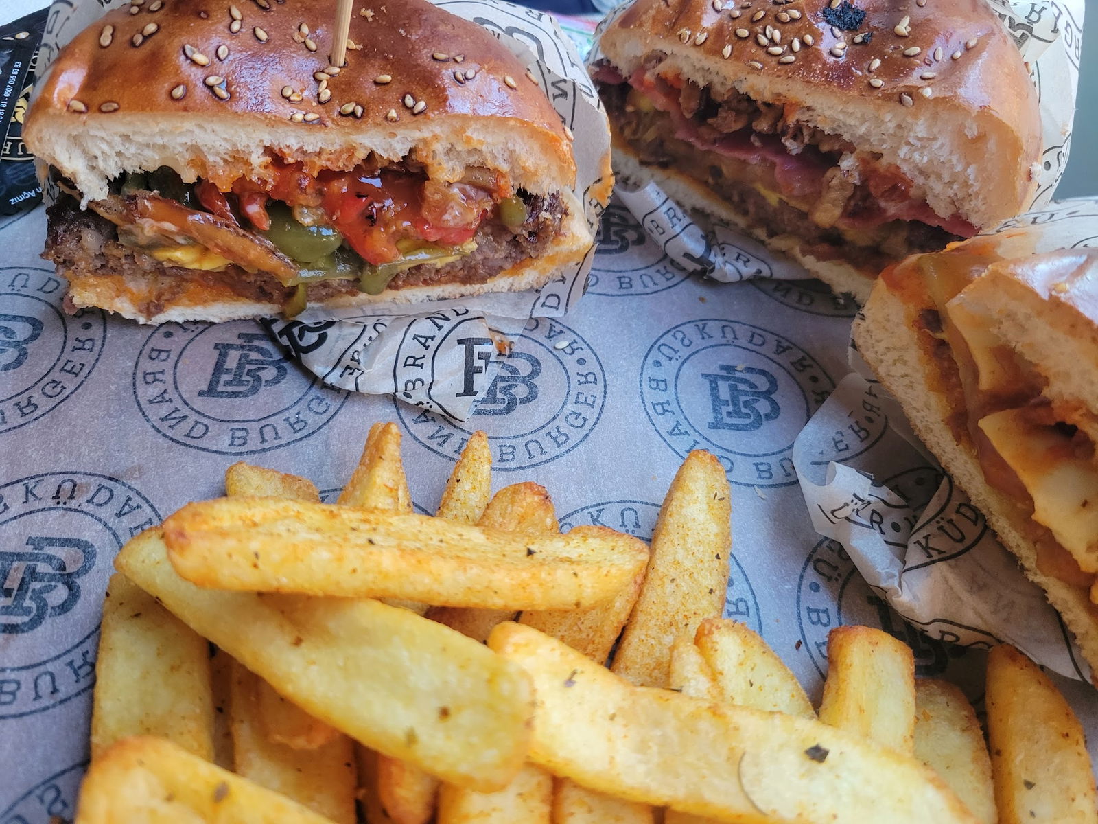 Brand Burger Üsküdar Valide-I Atik