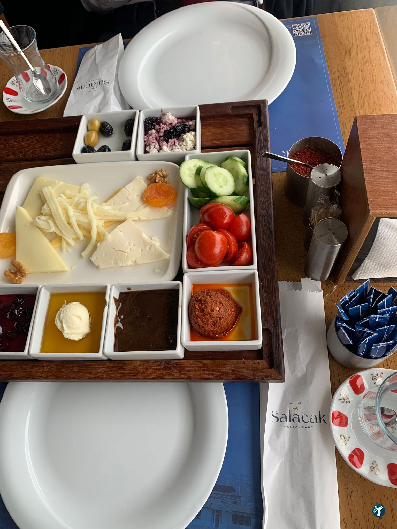 Salacak Cafe & Restaurant