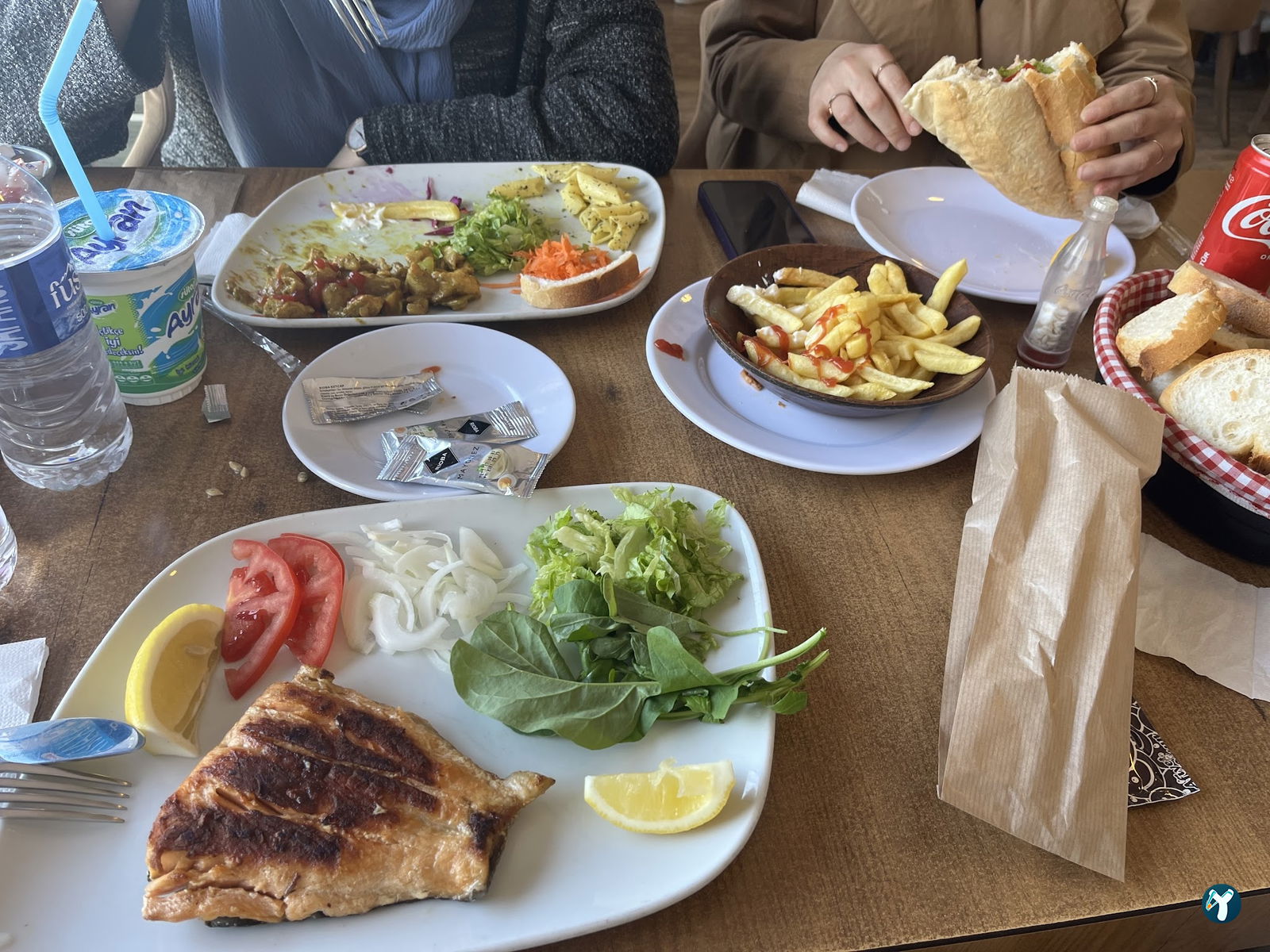 Salacak Cafe & Restaurant