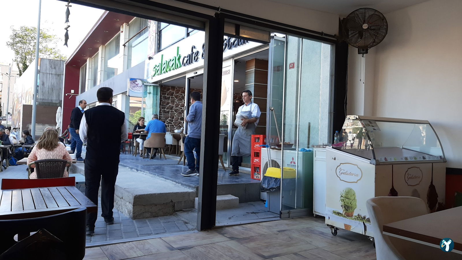 Salacak Cafe & Restaurant