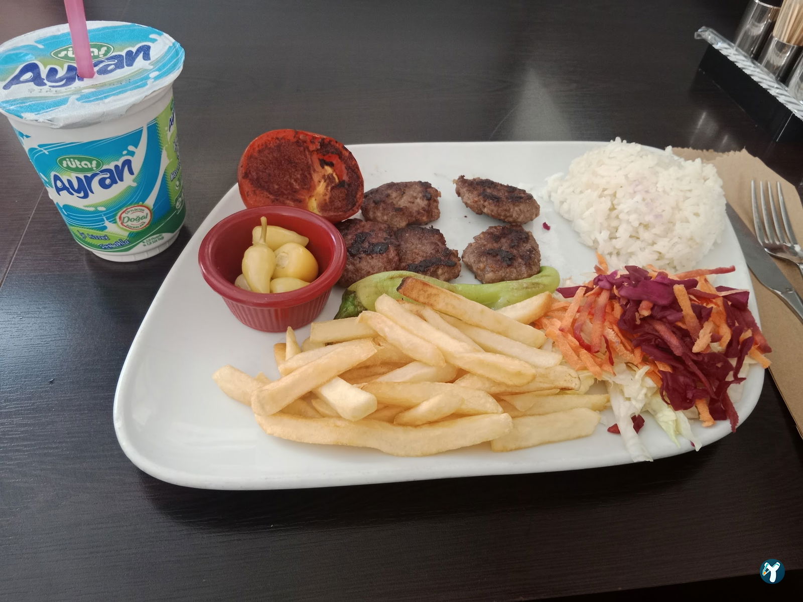 Salacak Cafe & Restaurant