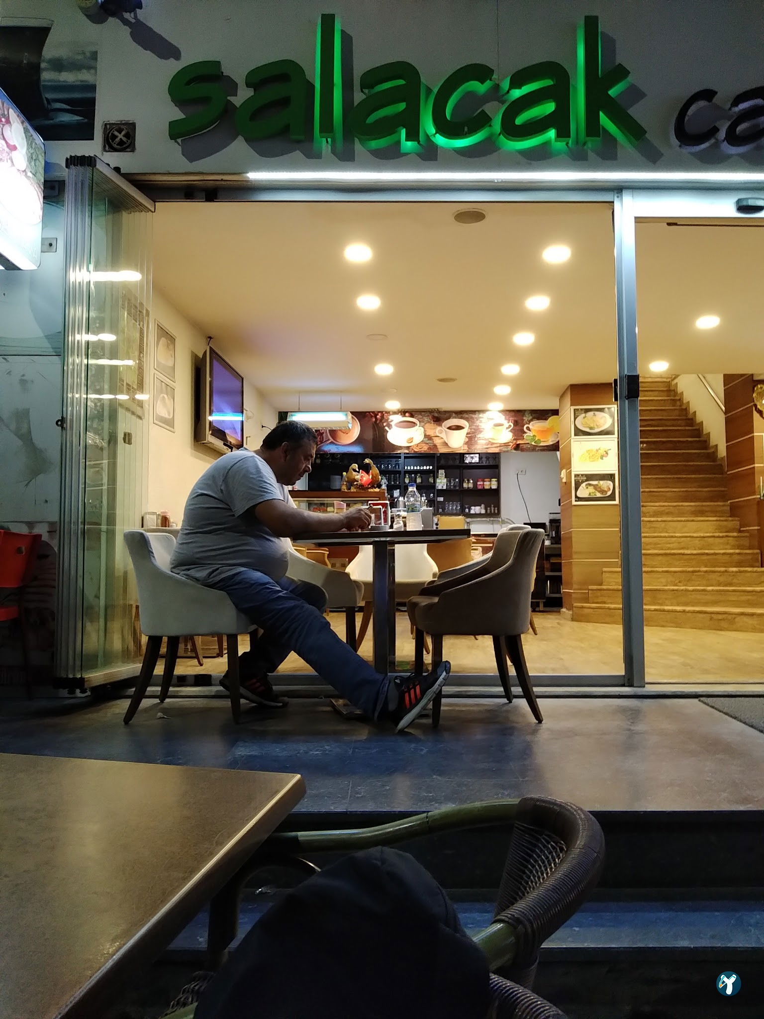 Salacak Cafe & Restaurant