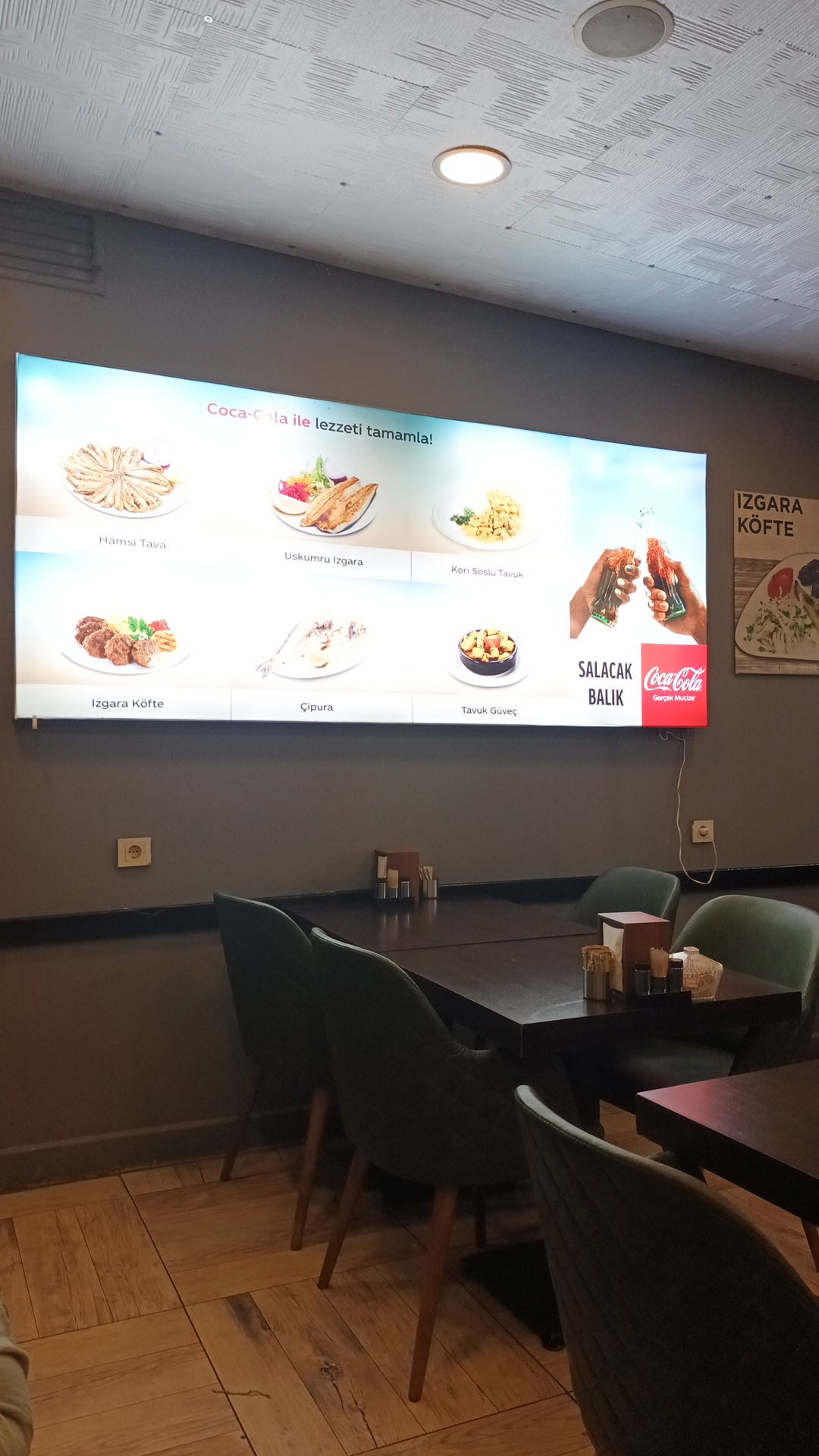 Salacak Cafe & Restaurant