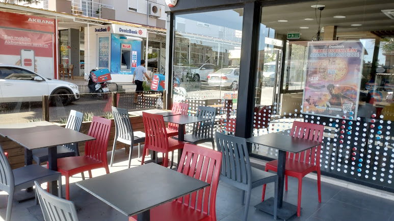 Domino’s Pizza Özdere