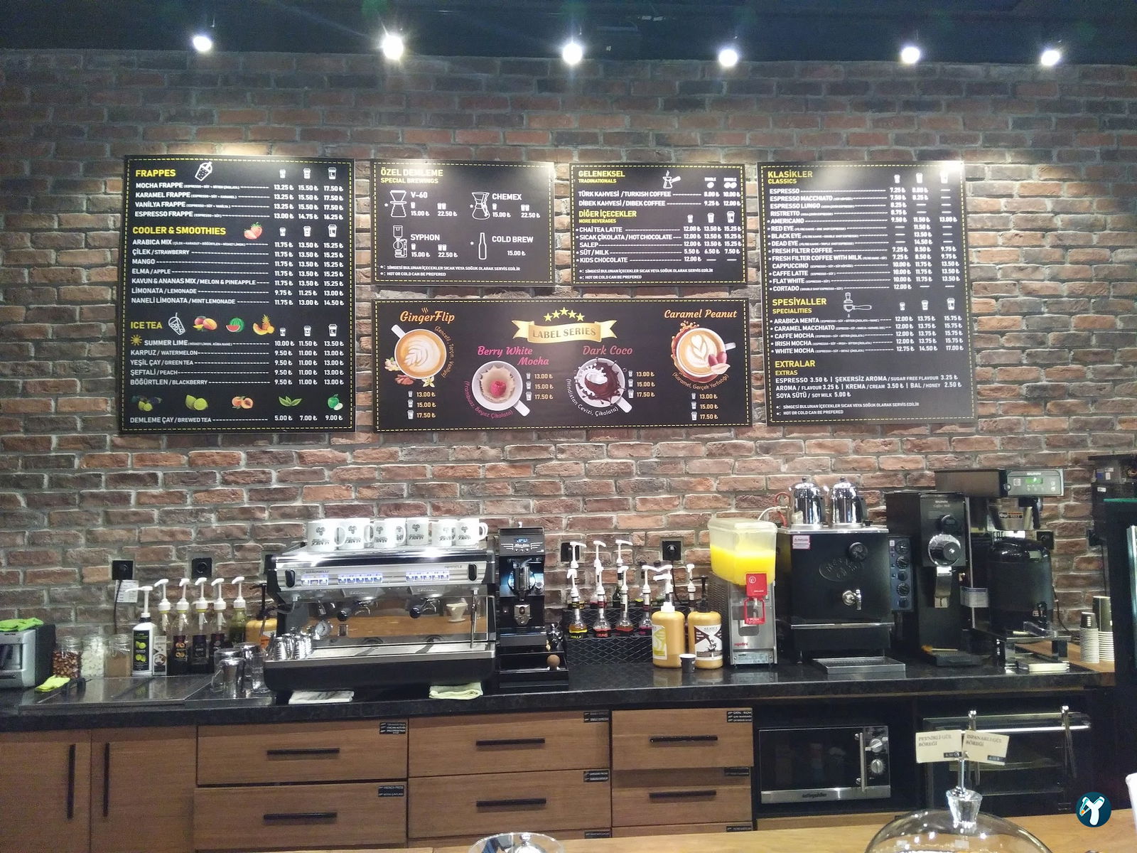 Arabica Coffee House Incek Vista