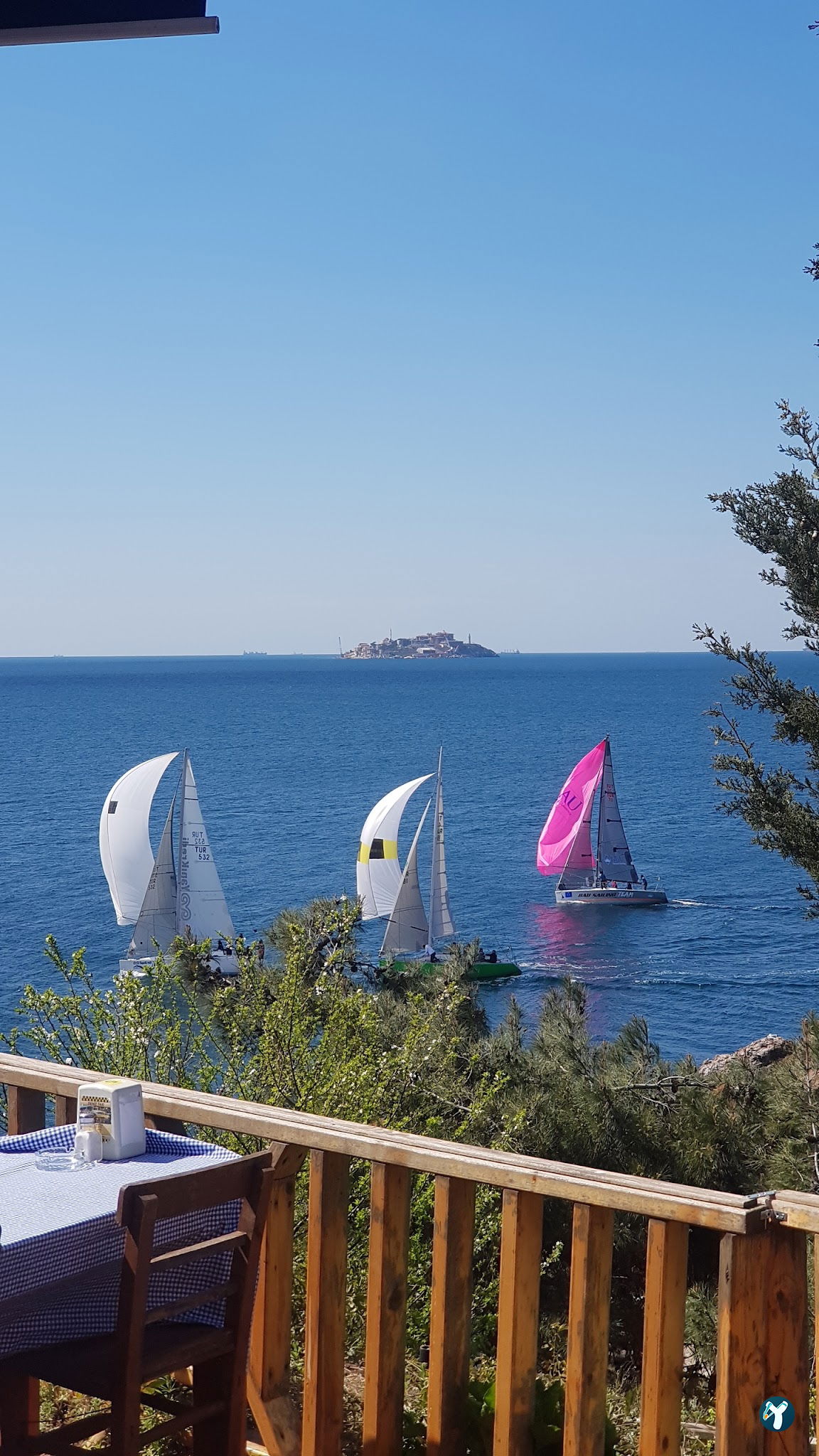 Burgazadası Aya Nikola Çay Bahçesi