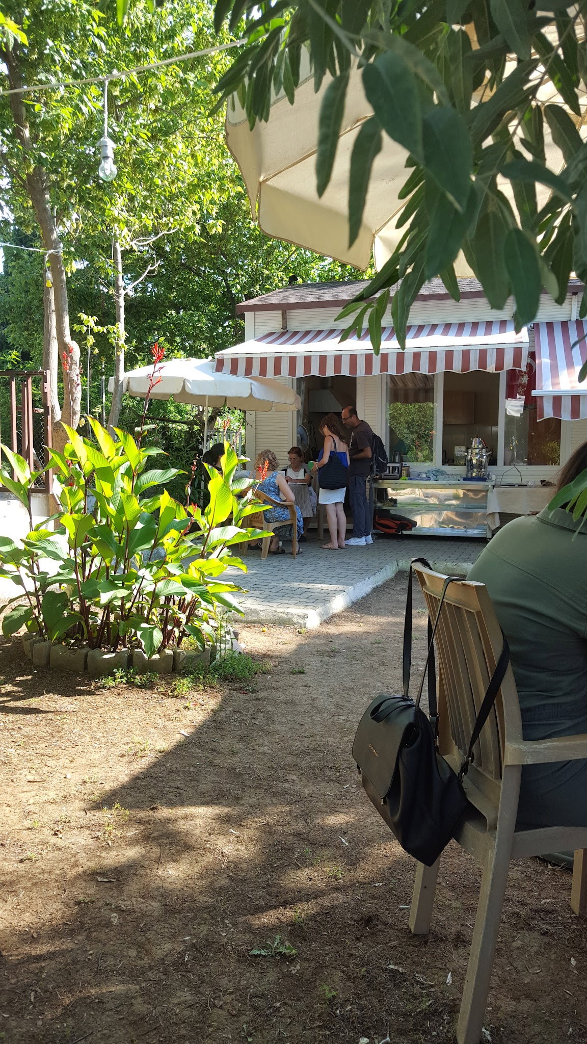 Burgazadası Aya Nikola Çay Bahçesi