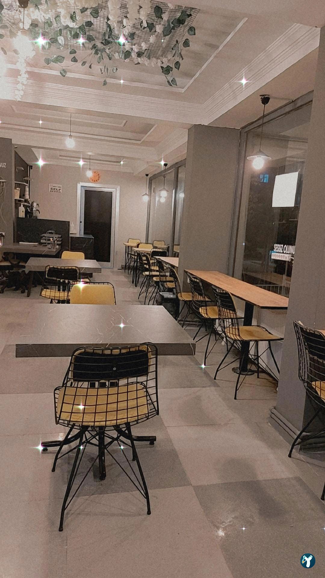 Keyfi̇ İkra Kütüphane Kafe