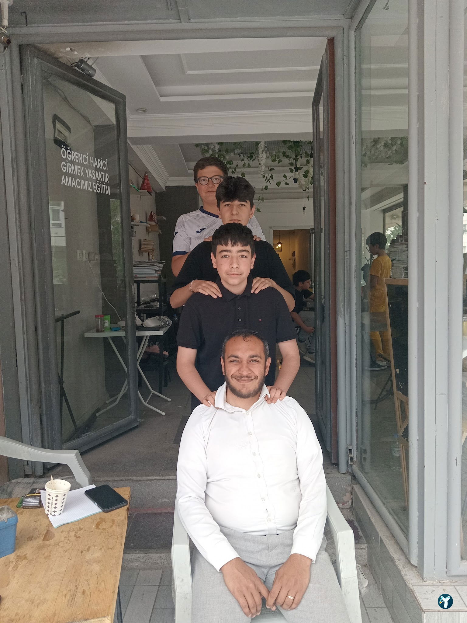 Keyfi̇ İkra Kütüphane Kafe