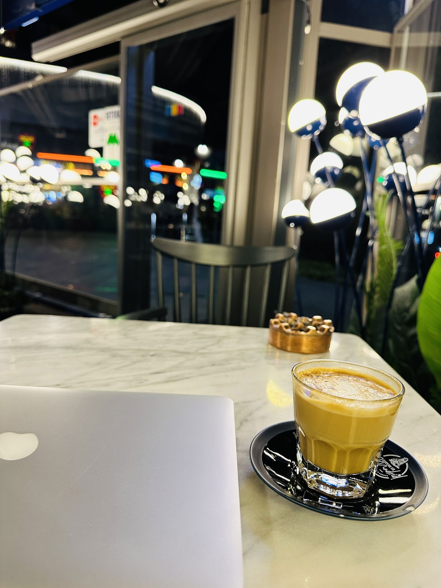 Coffee De Madrid Maidan