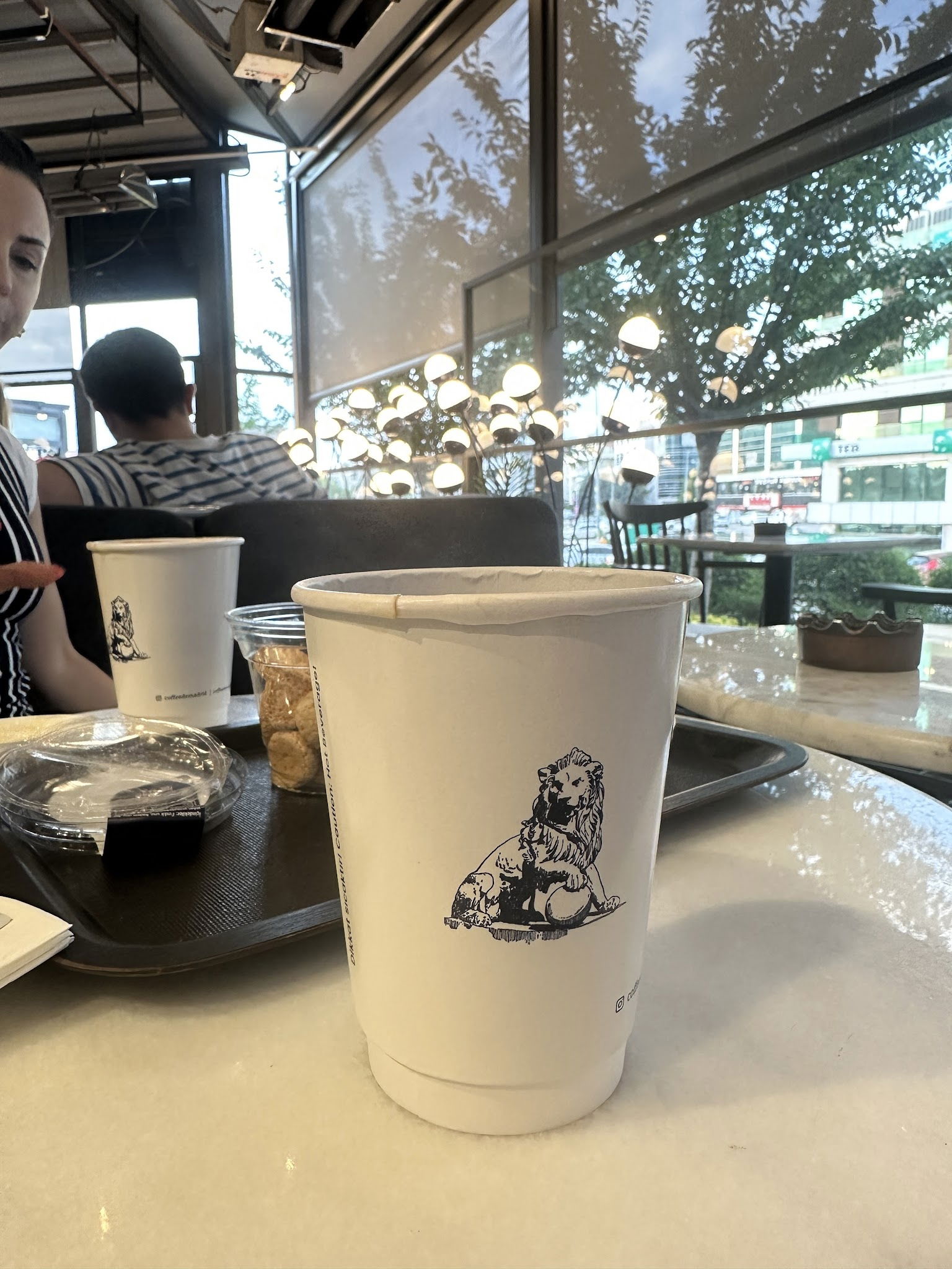 Coffee De Madrid Maidan