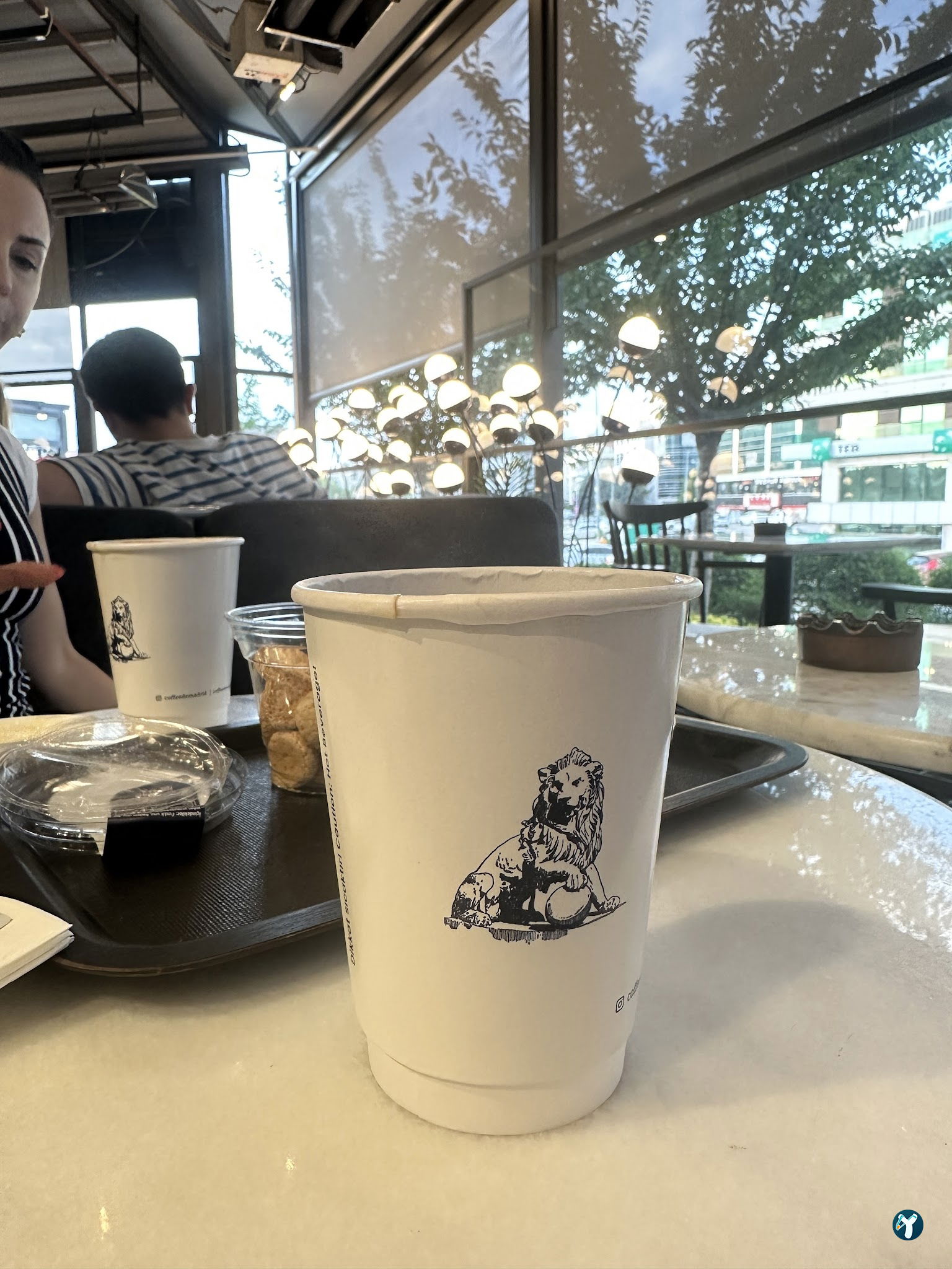 Coffee De Madrid Maidan