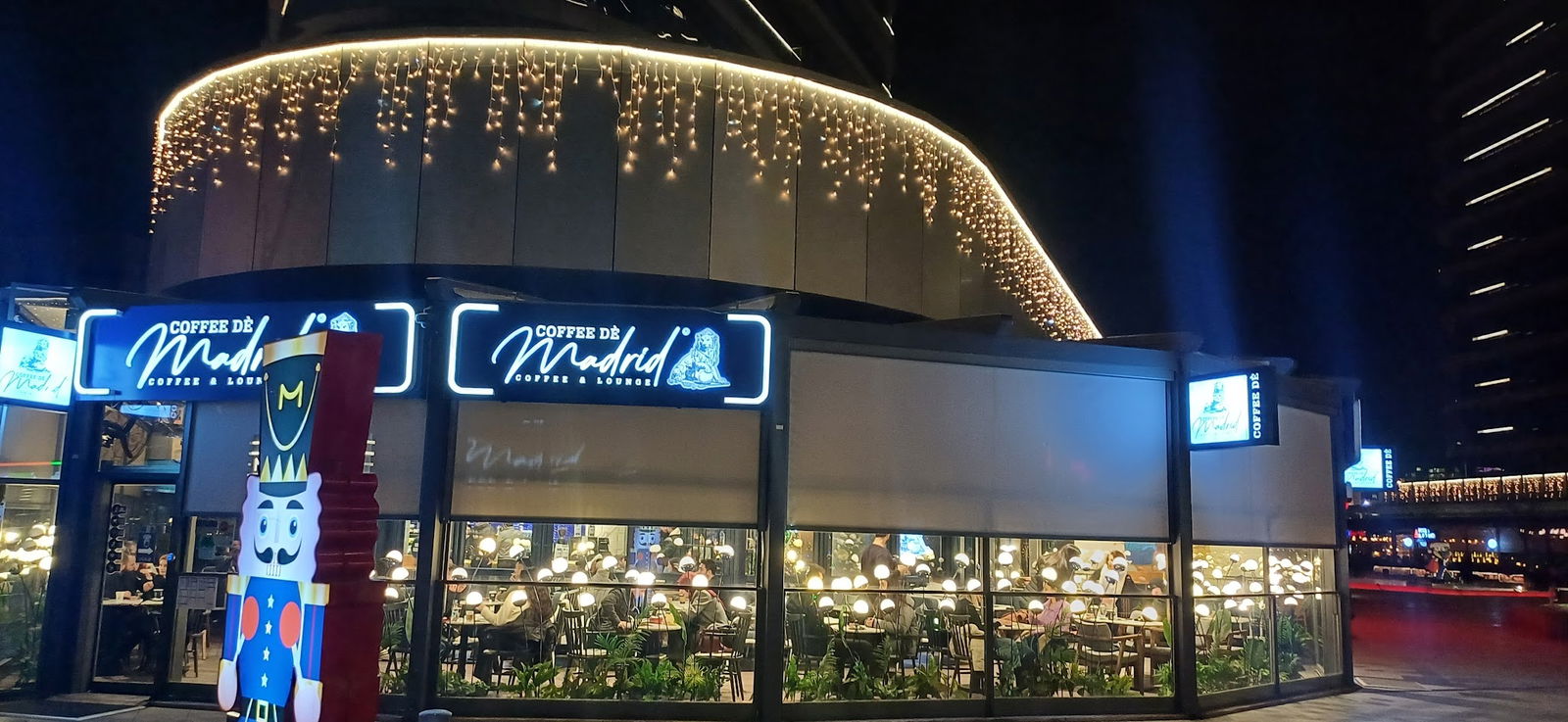 Coffee De Madrid Maidan