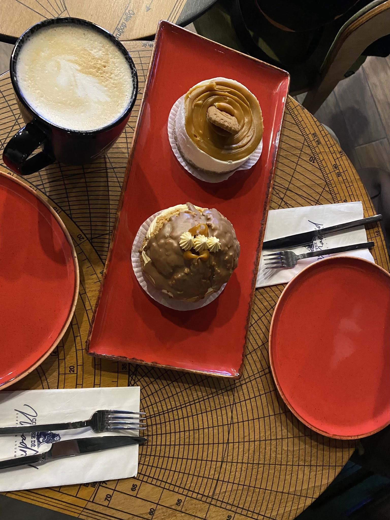 Coffee De Madrid Maidan