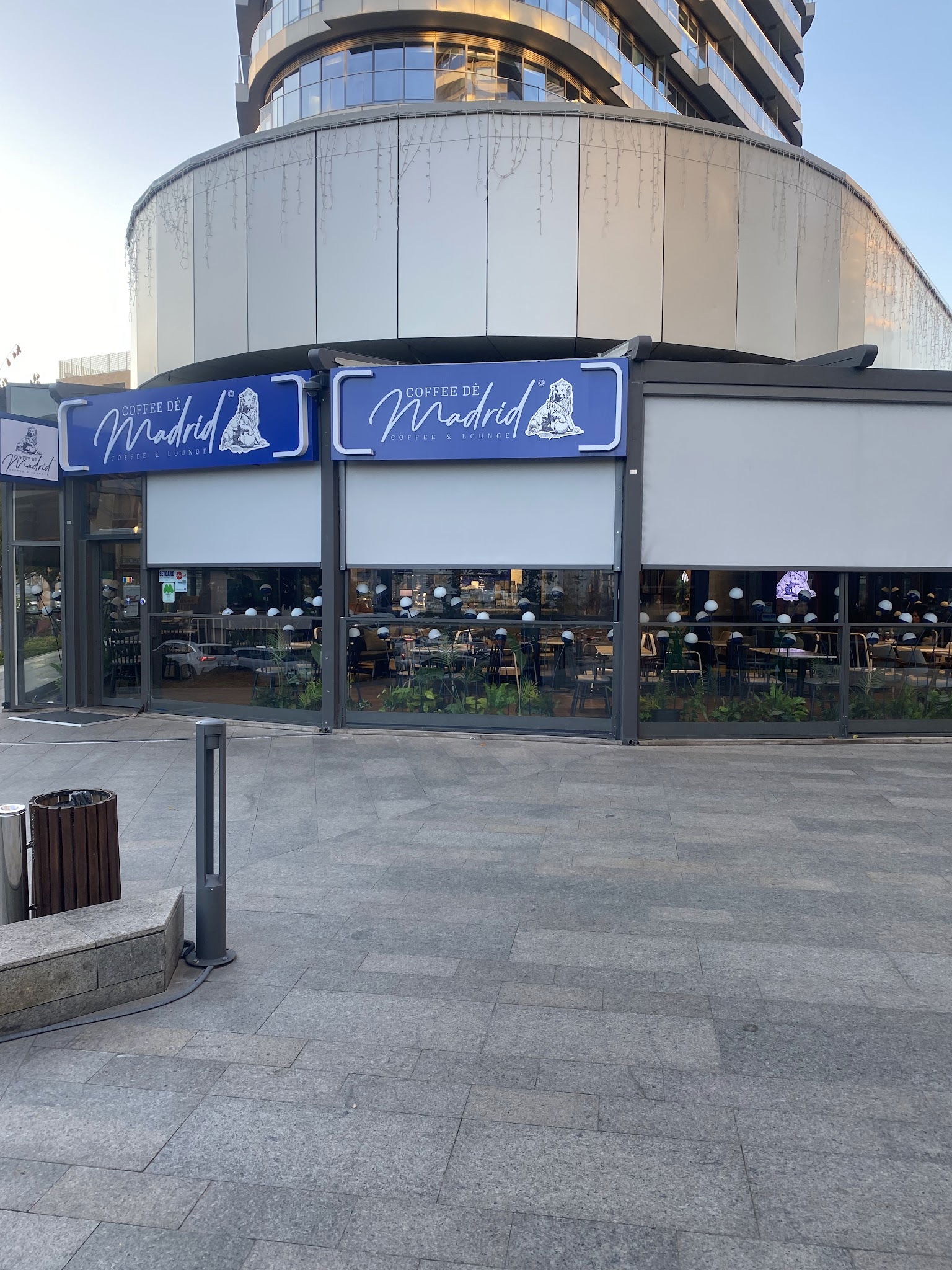 Coffee De Madrid Maidan