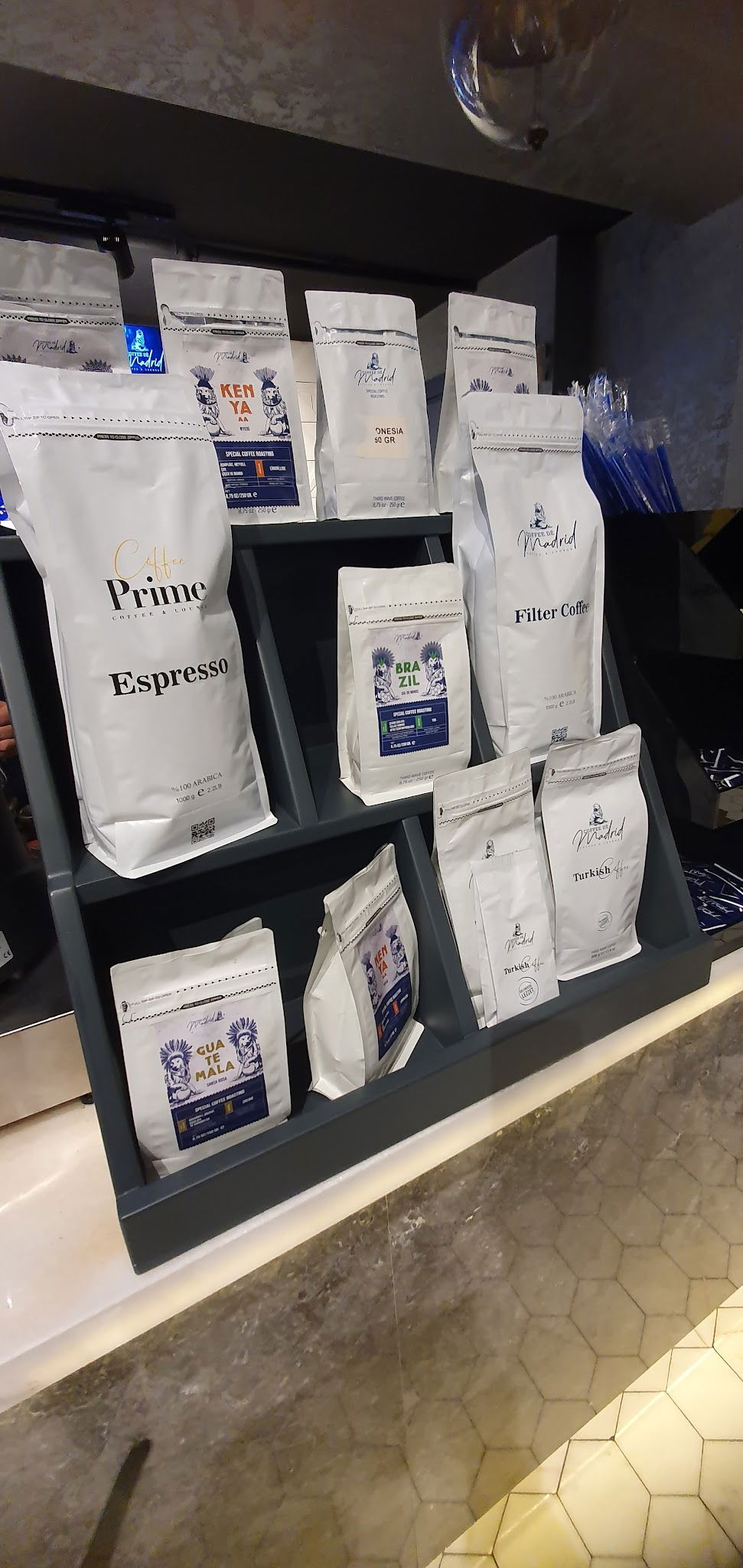 Coffee De Madrid Maidan