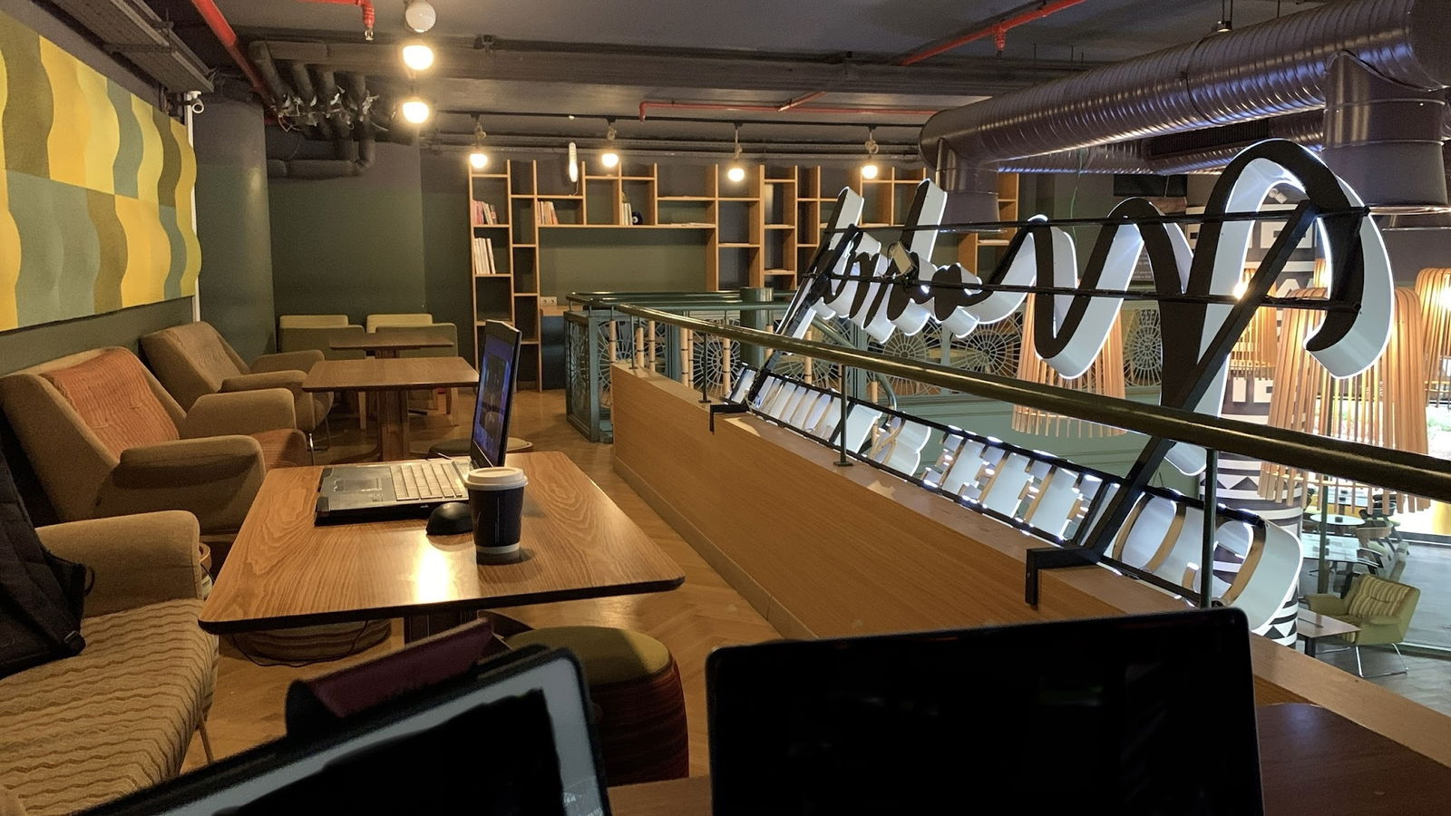 Coffee De Madrid Maidan