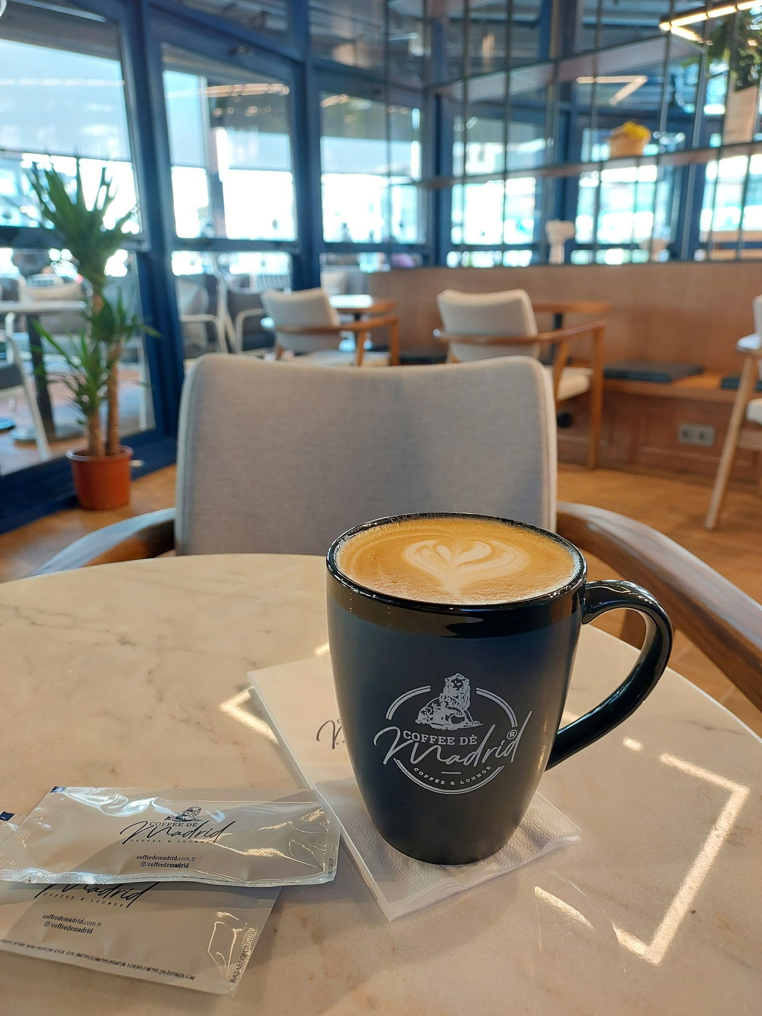 Coffee De Madrid Maidan