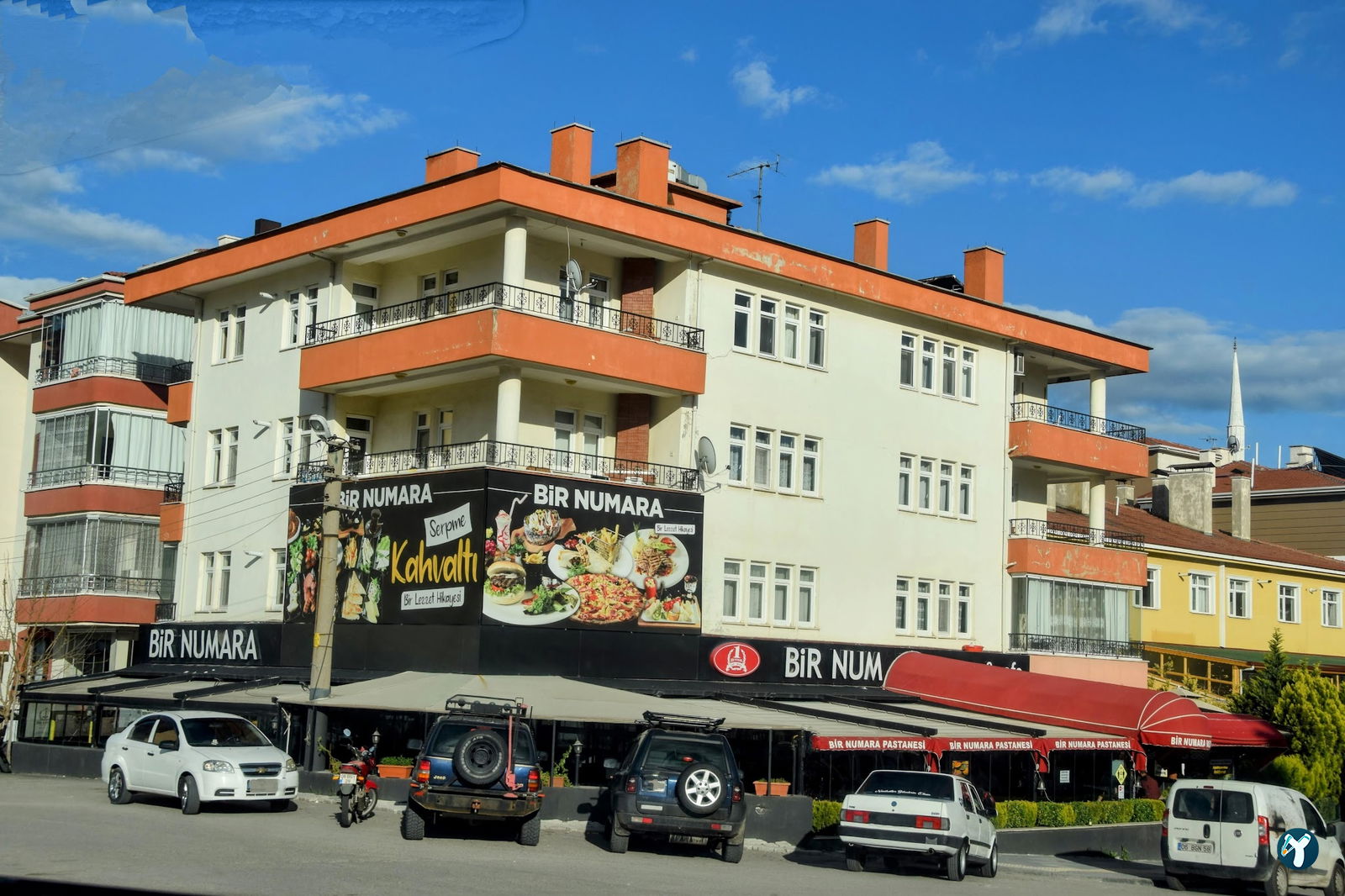 Bir Numara Pasta Cafe