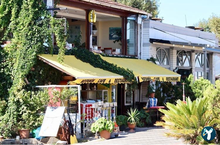 Botanik Cafe & Restaurant