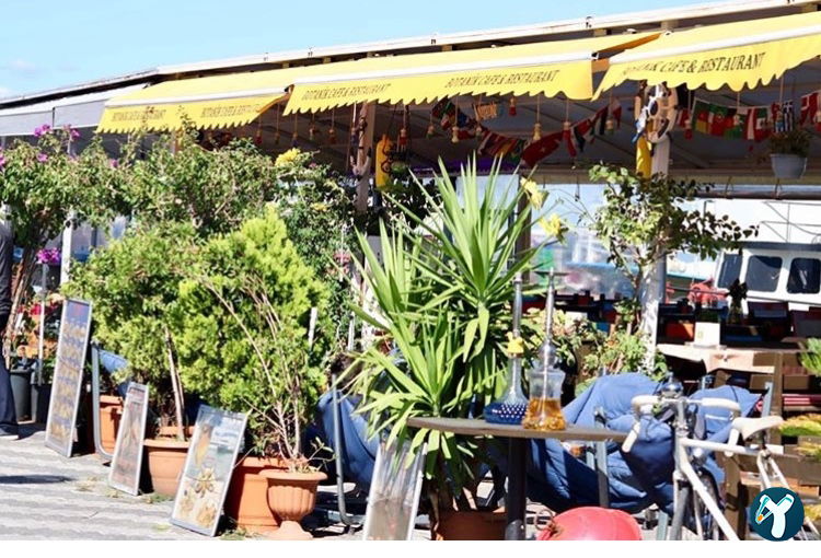 Botanik Cafe & Restaurant