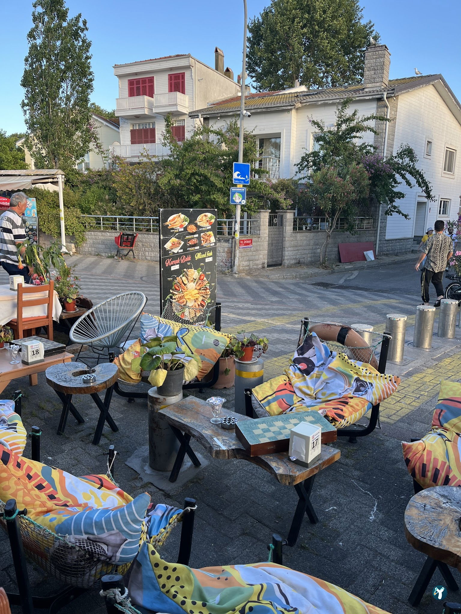 Botanik Cafe & Restaurant