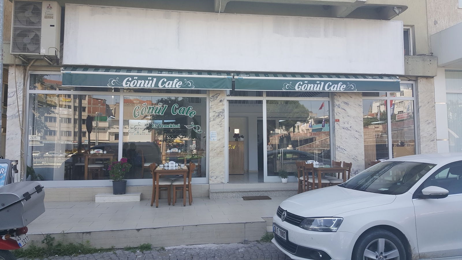 Gönül Cafe